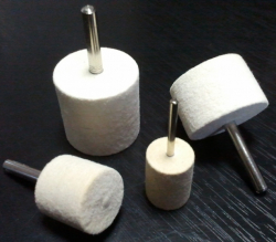 Le�tiaci kot�� plsten� 25x25/6mm